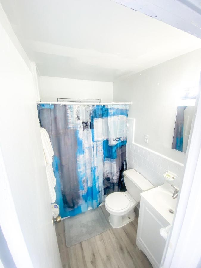 Uptown Inn & Suites Sankt Petersburg Zewnętrze zdjęcie