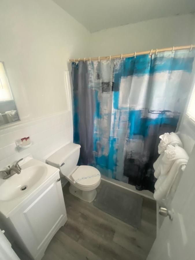 Uptown Inn & Suites Sankt Petersburg Zewnętrze zdjęcie